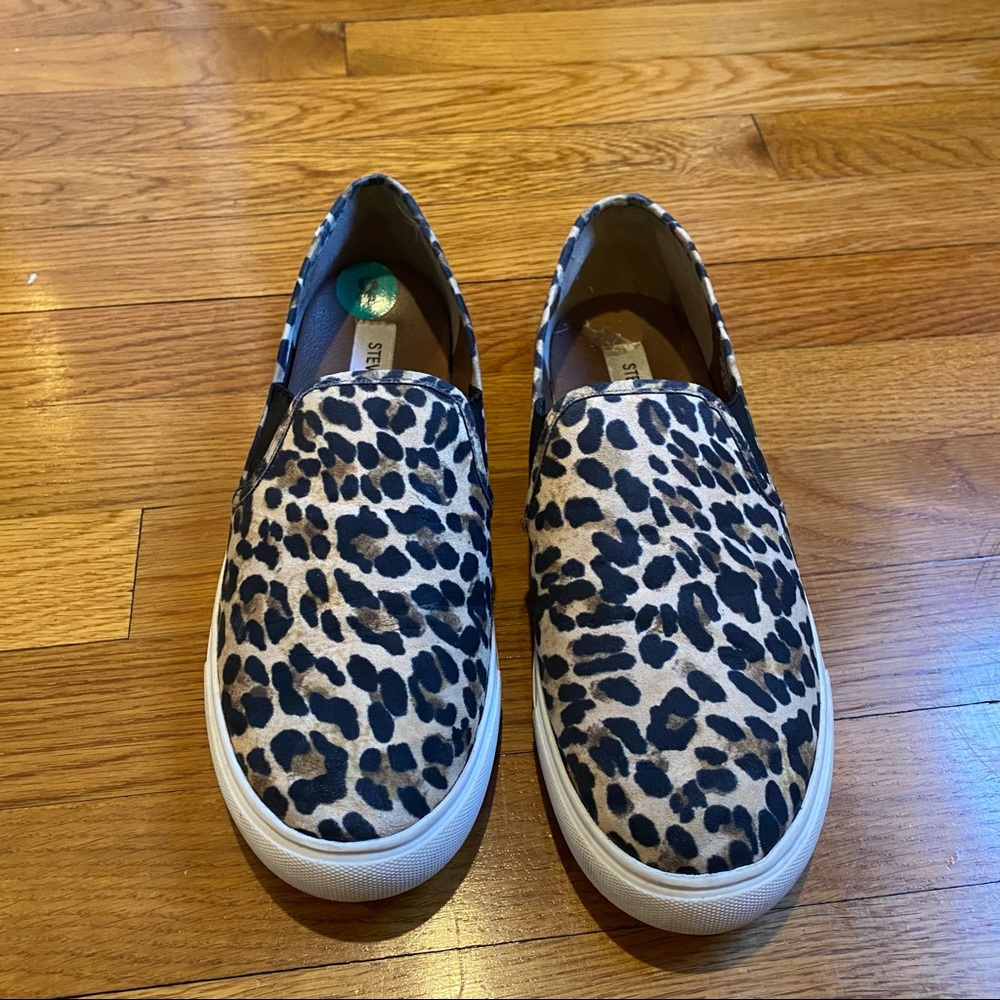 ⚡️FLASH SALE⚡️Steve Madden Slip on Sneaker